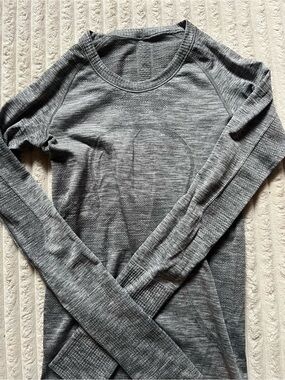 lululemon athletica Heather Gray Seamless Long Sleeve Crew